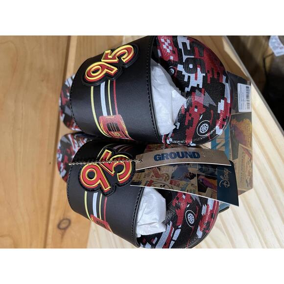 NIB/NWT Disney Ground Up Cars Sandal Kids US 5 - Picture 1 of 6